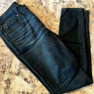 Buckle Black 76 Skinny Jeans